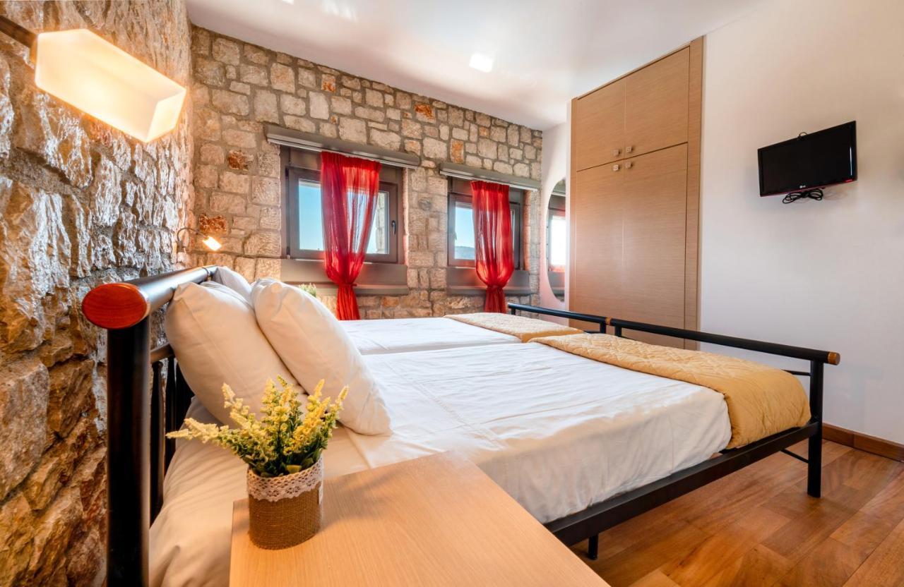 Villa Costamare - Enjoy Lazy Days On The Private Pool-Jacuzzi Pefki  Exterior photo